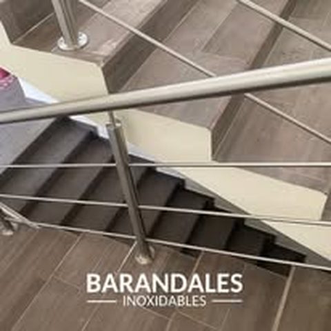 Detalle de unión y acabado inoxidable